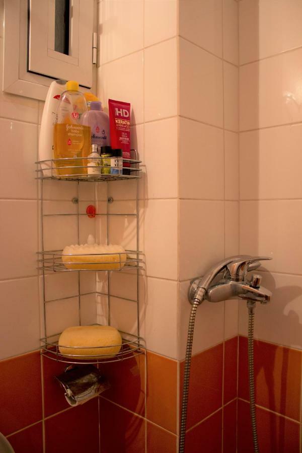 Cute Apartment In The Center Of The City Larissa Exterior photo