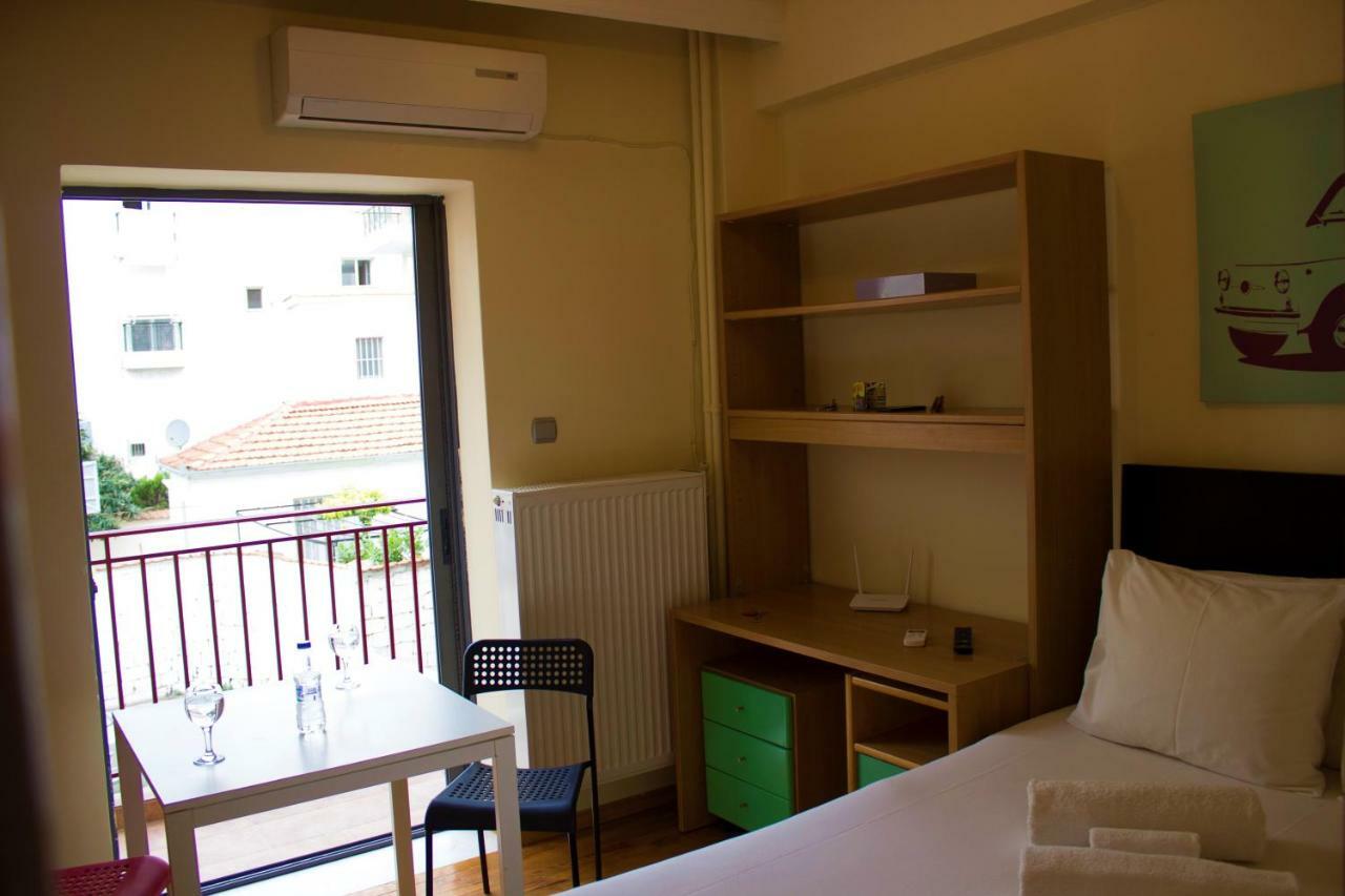 Cute Apartment In The Center Of The City Larissa Exterior photo
